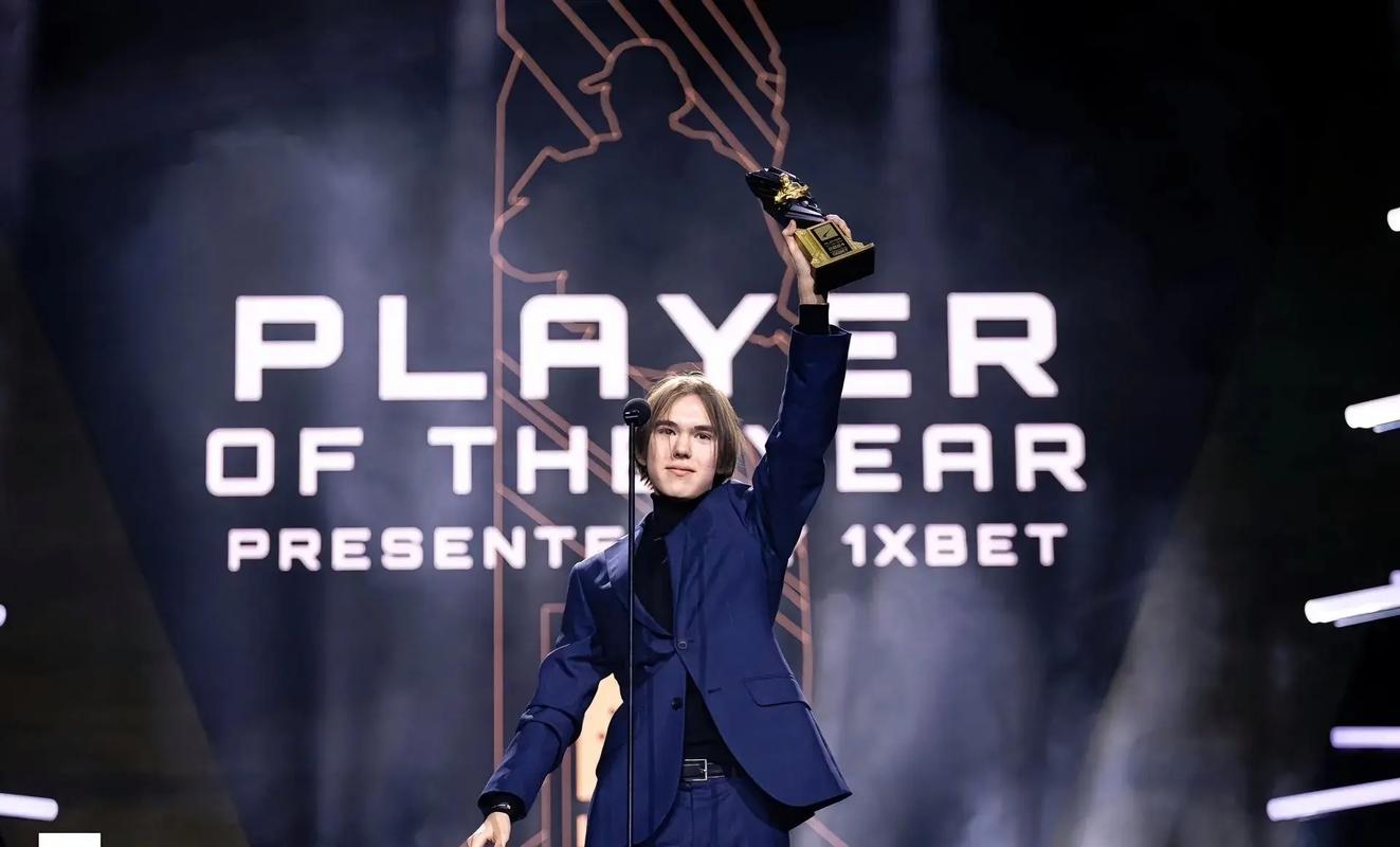 NAVI将面对FlyQuest， B8 将在StarLadder布达佩斯Major 2025第二阶段揭幕战中与Liquid交锋